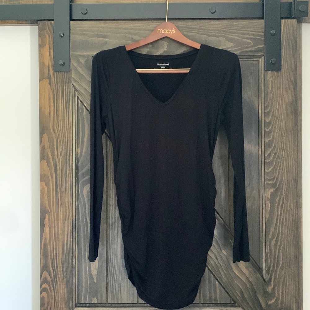 Motherhood Basic Black Top